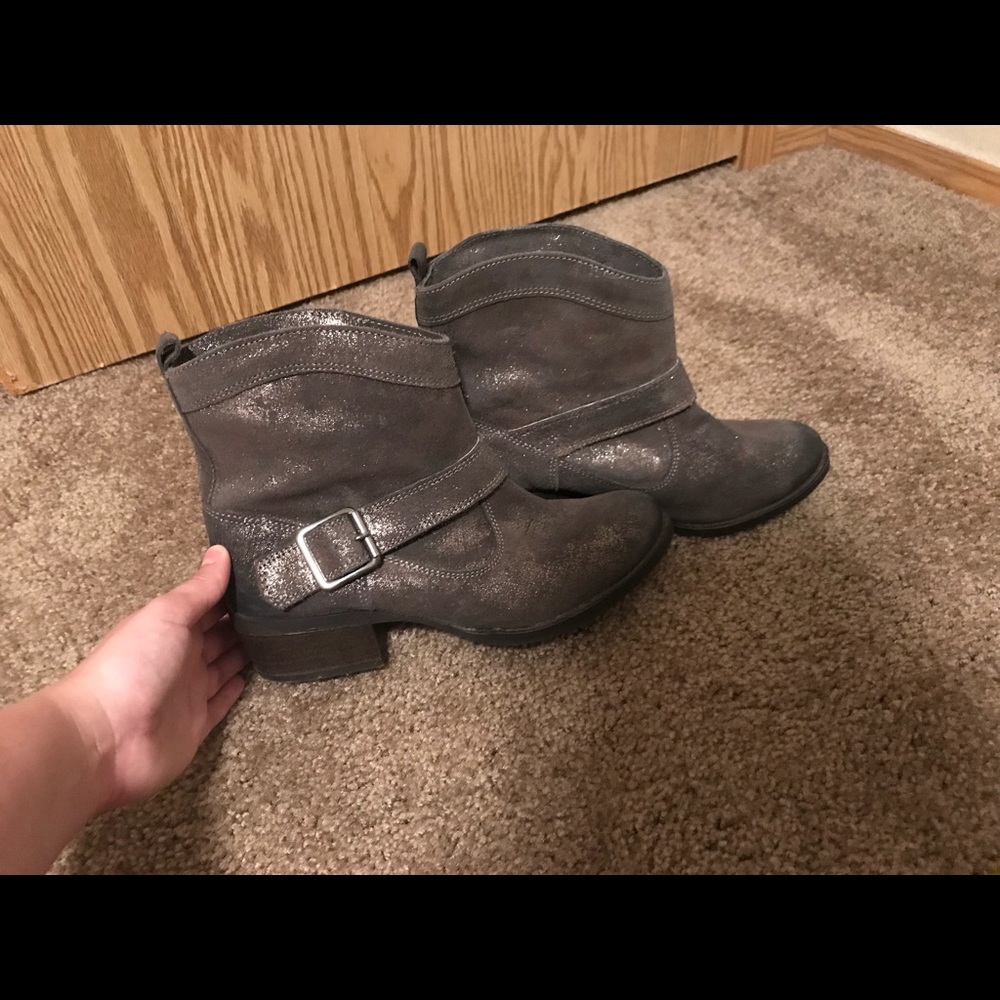 Ankle boots